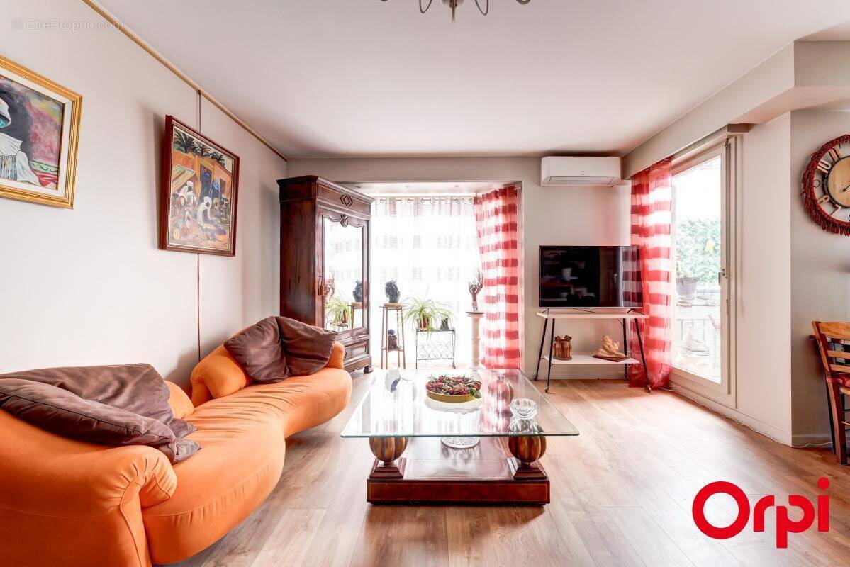 Appartement à VENISSIEUX