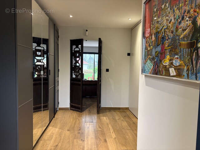 Maison à GROFFLIERS