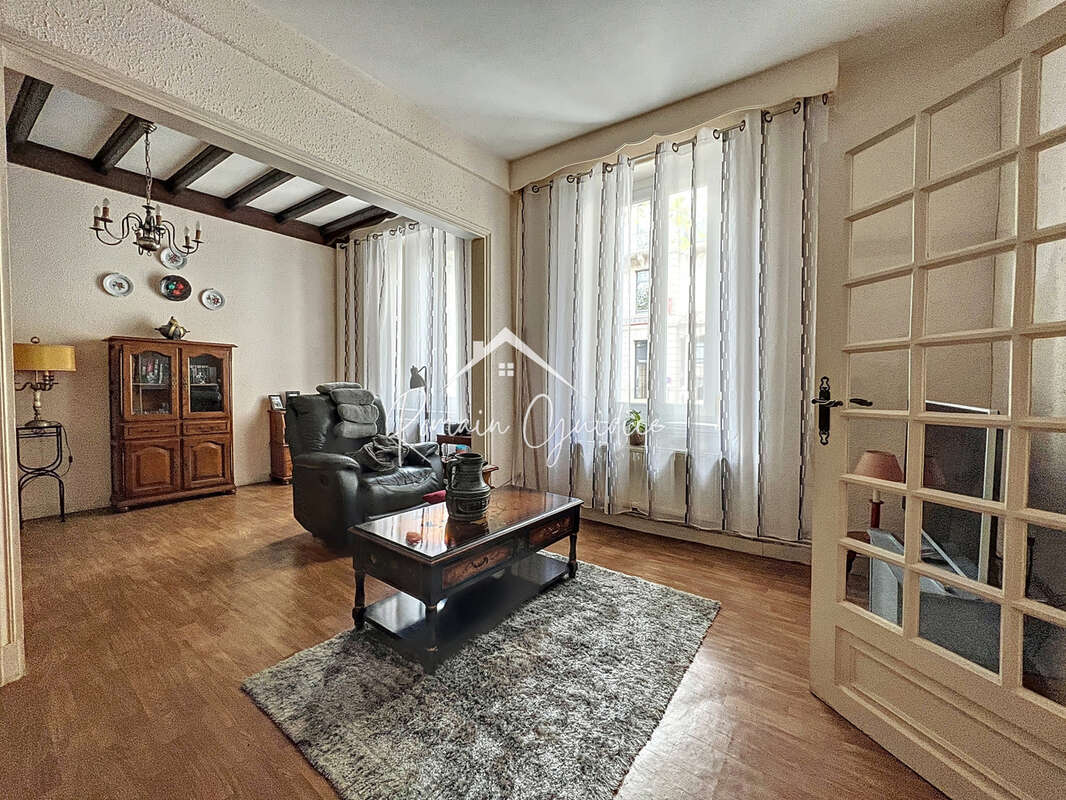 Appartement f2 57 m2 vendu loué - photo 3