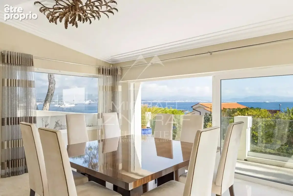 Cap d’Antibes – Villa d’exception avec vue panoramique mer et montagne - photo 10