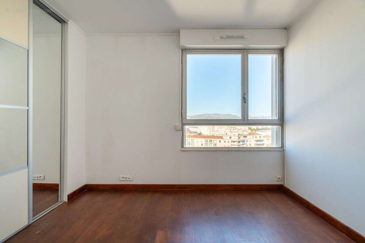 Appartement à MARSEILLE-8E