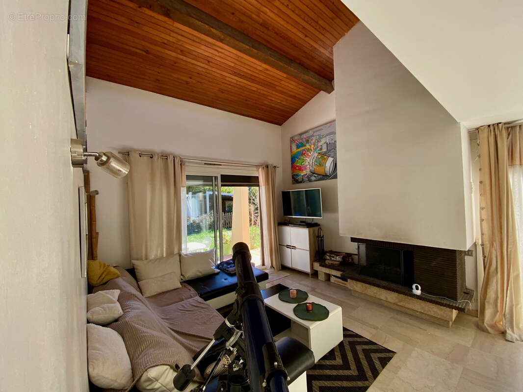 Maison à SAINT-GELY-DU-FESC