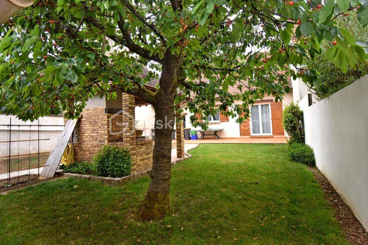 Maison à ORMESSON-SUR-MARNE
