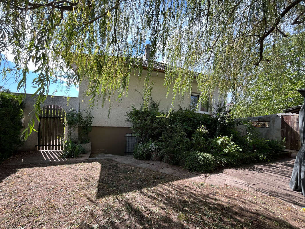 Belle maison individuelle sur les hauteurs de Sarreinsming - photo 2