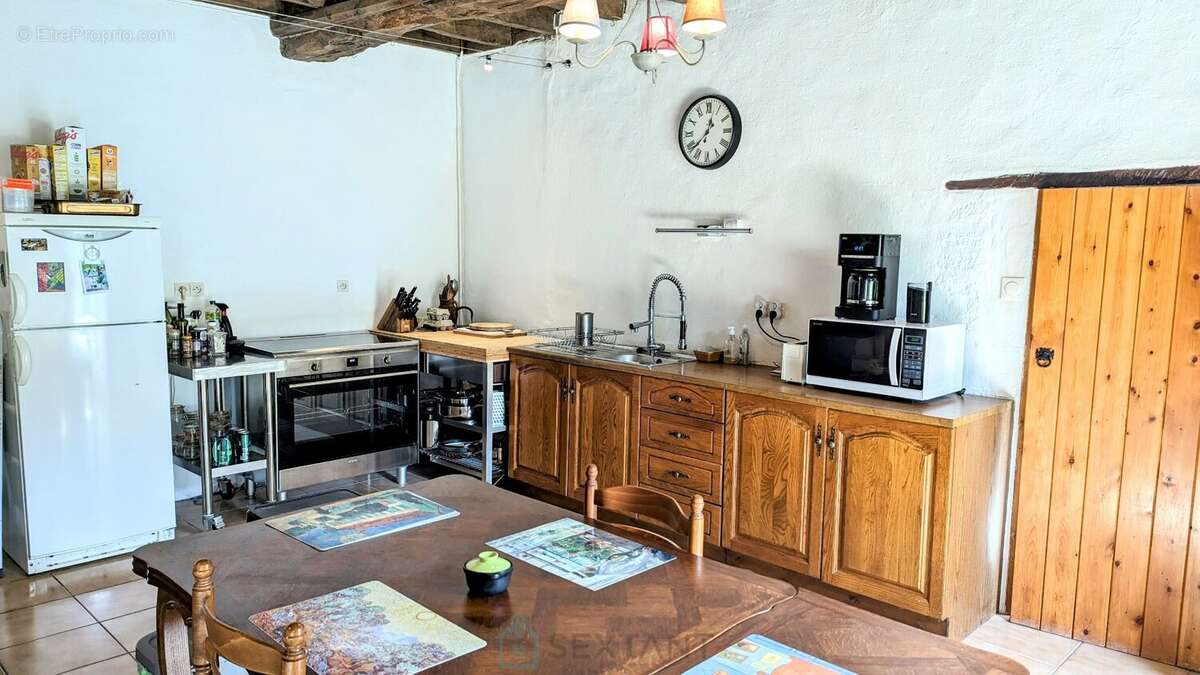 Maison à LA GACILLY