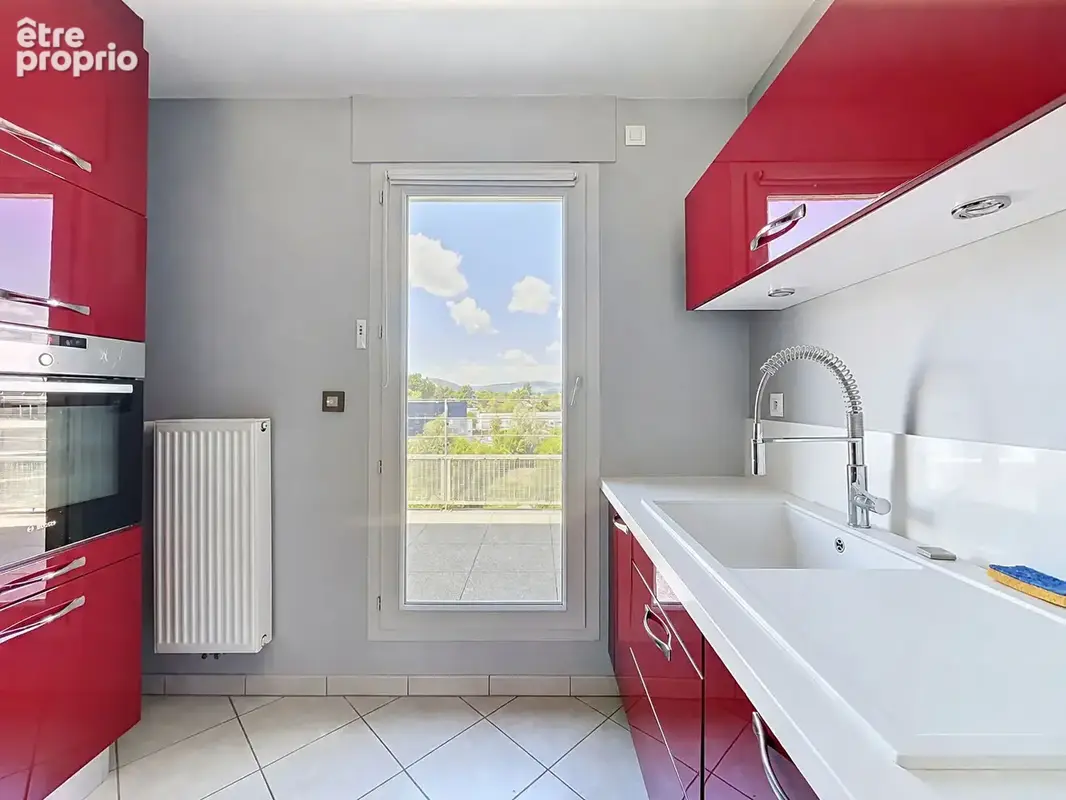 Type 5 de 111 m² en dernier étage avec grand garage et terrasses! - photo 5