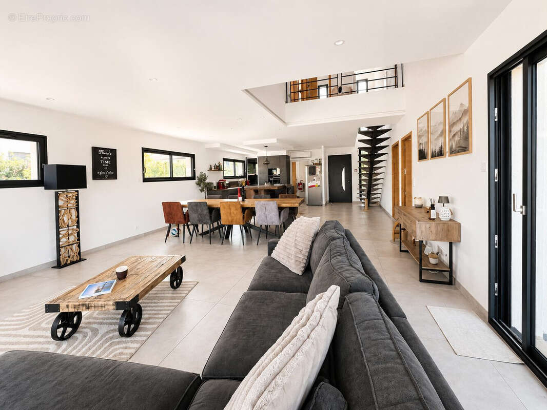 Maison 140 m² à Mornac-Sur-Seudre  - photo 7