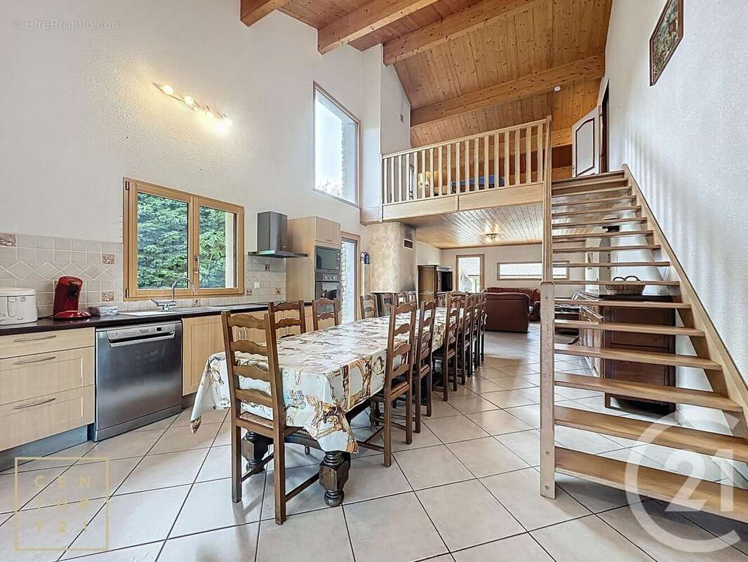 Maison à SAINT-PIERRE-DELS-FORCATS