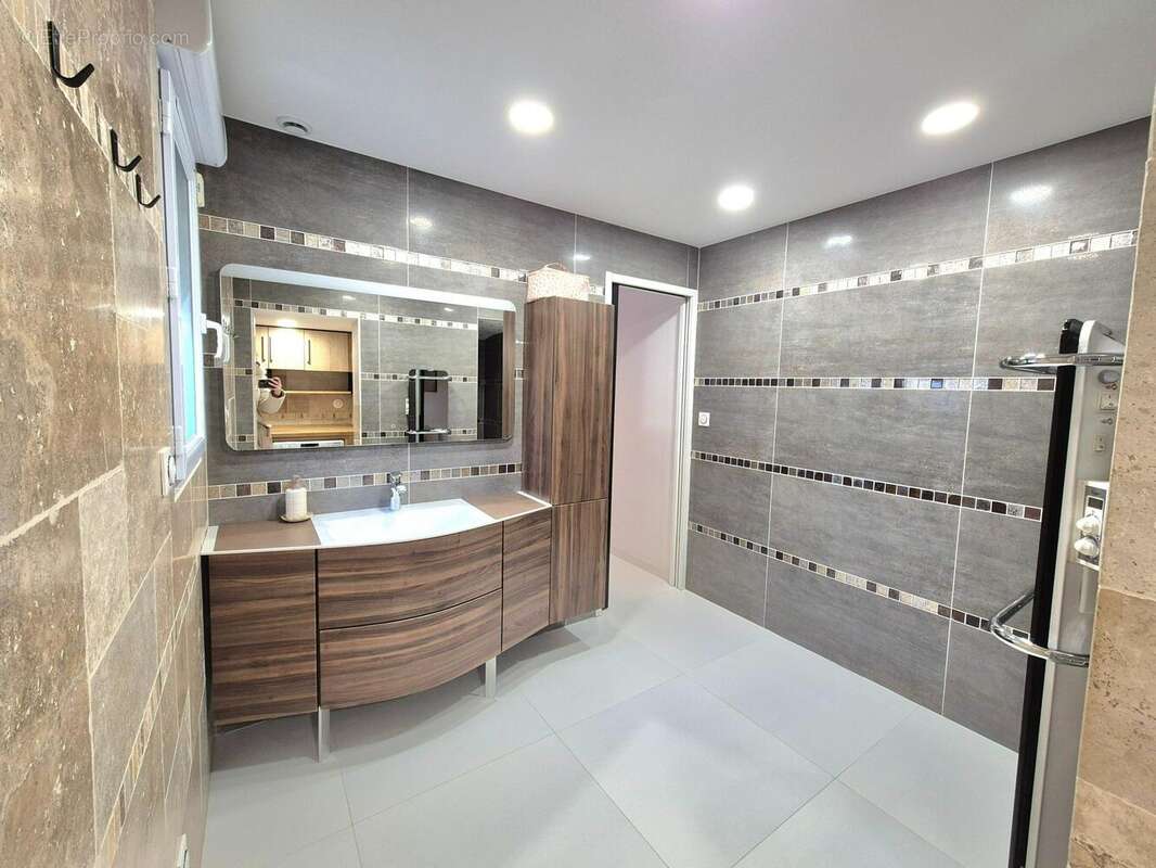 Maison 75 m² à Bennecourt  - photo 5
