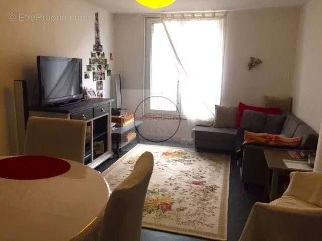 Appartement à LA FERTE-GAUCHER