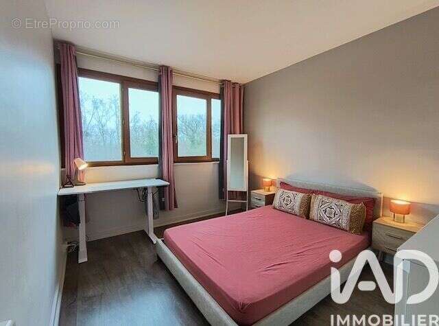 Photo 3 - Appartement à LA CELLE-SAINT-CLOUD