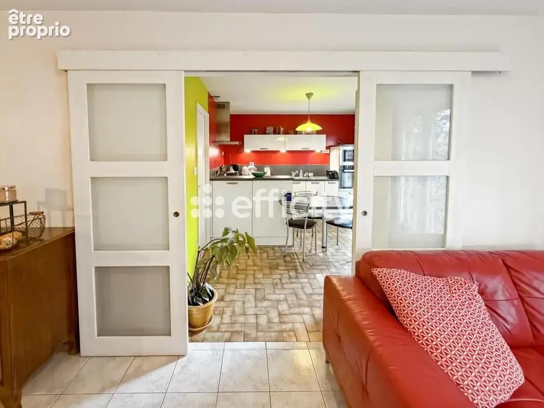 Maison 4 pièces 89 m² à vendre à Bressuire (79300) - photo 4