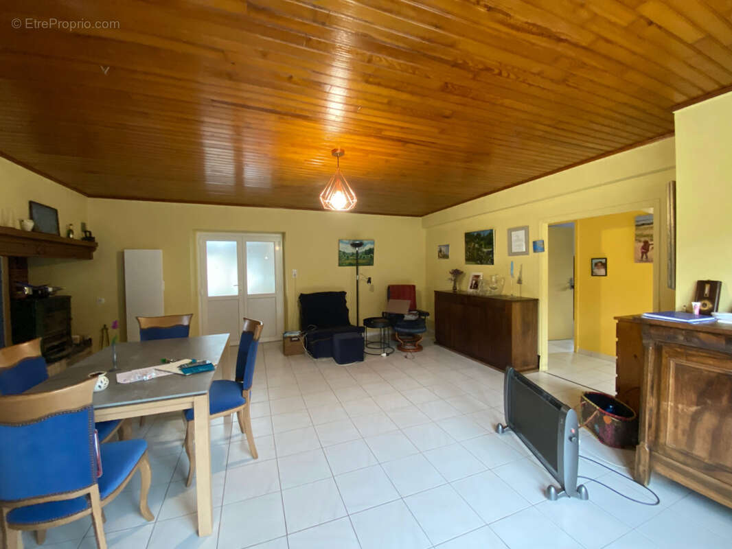 Maison à LABASTIDE-DU-VERT