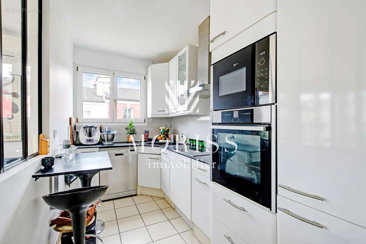 Appartement à LEVALLOIS-PERRET
