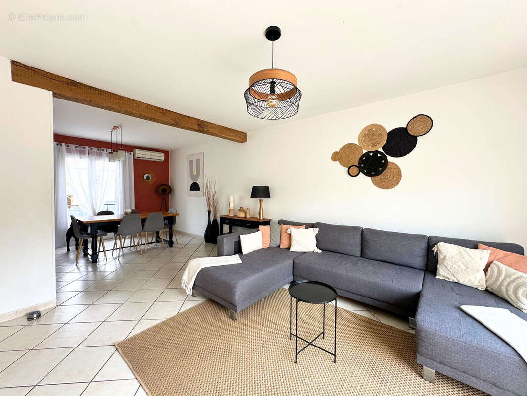 Maison à NAOURS