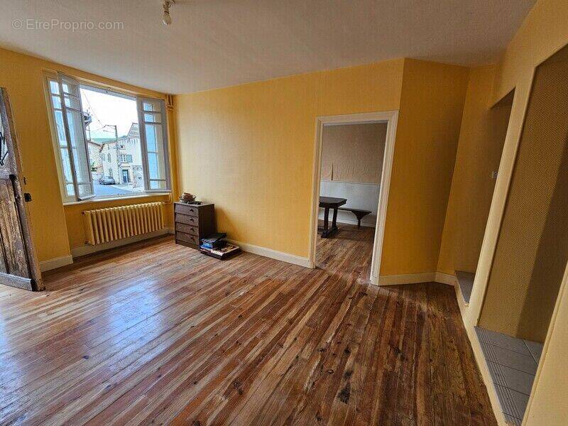 Photo 1 - Maison à BILLOM