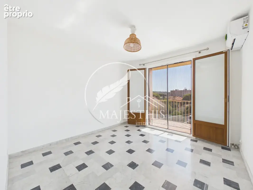 Beau t4 de 76,52m2 + parking + cave a toulon est - photo 7