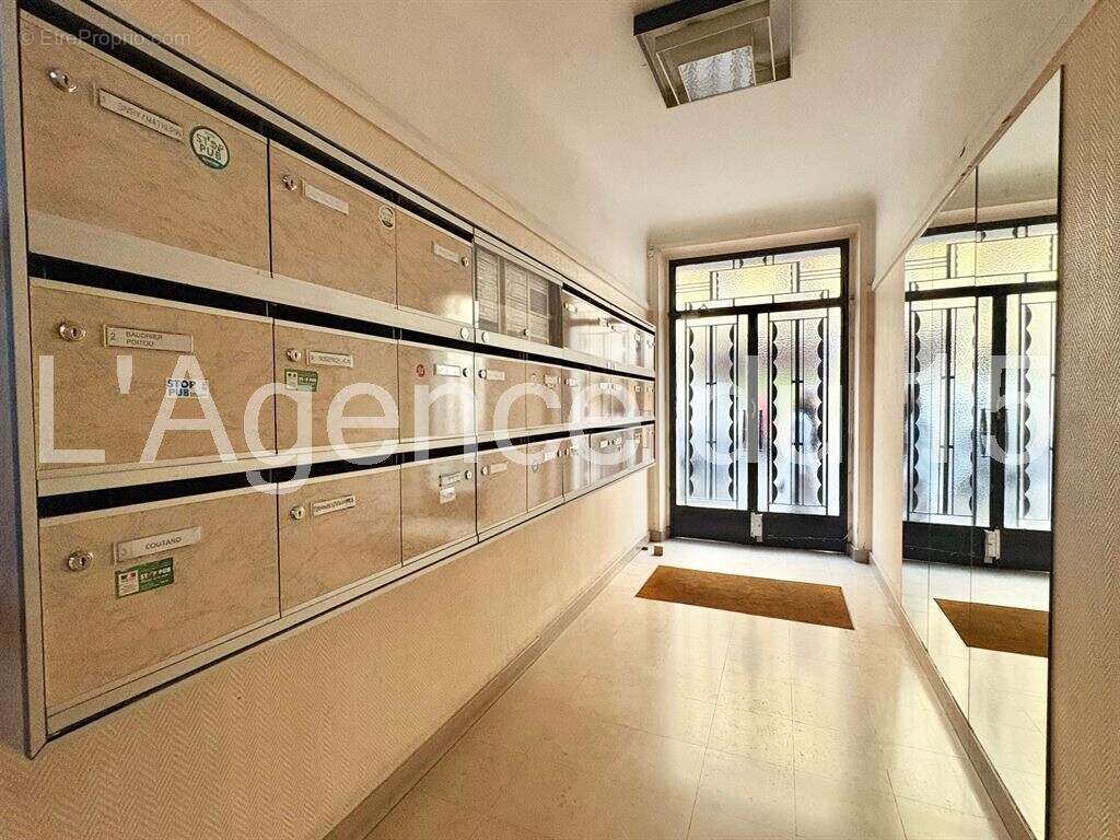 Appartement à ISSY-LES-MOULINEAUX