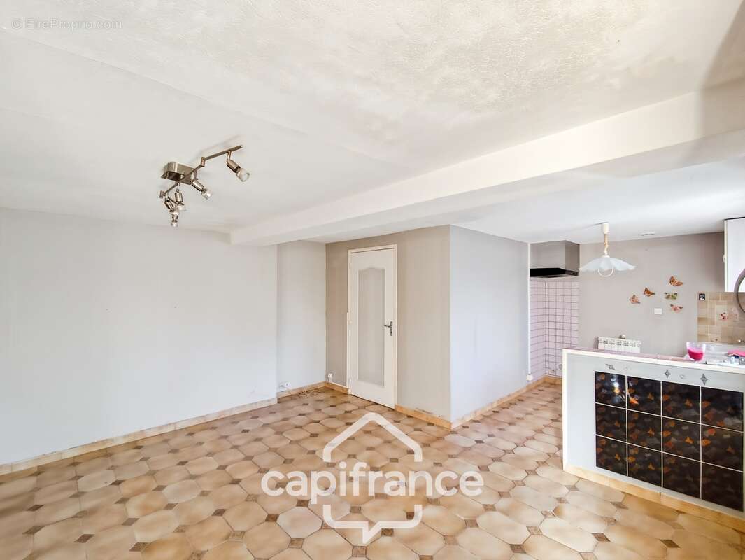 Maison à vendre 3 pièces EPUISAY (41)  -  terrain 330 m²  - - photo 20