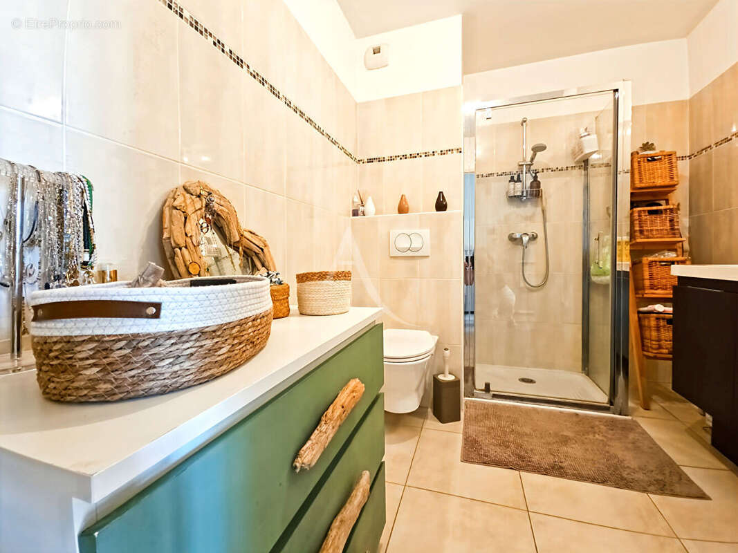 Appartement à CARQUEIRANNE