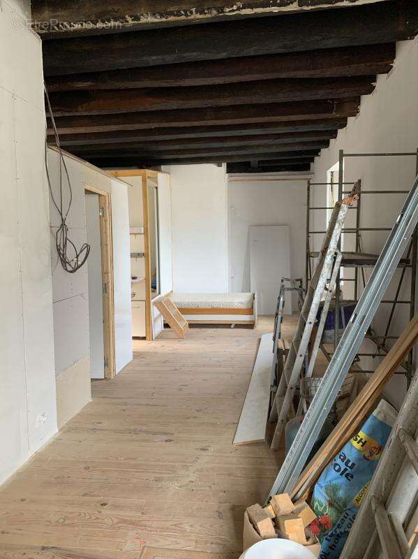 Maison à SAINT-VAURY