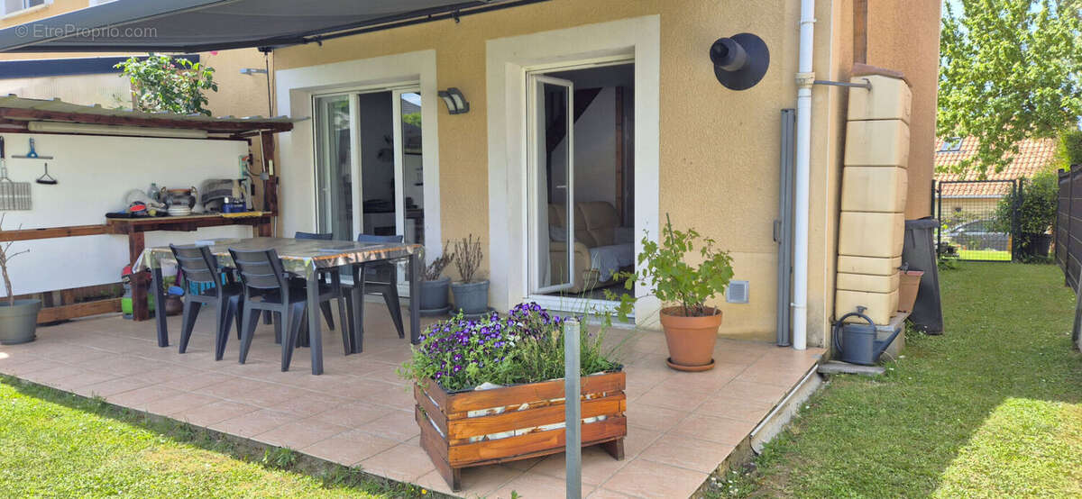 Maison à GAN