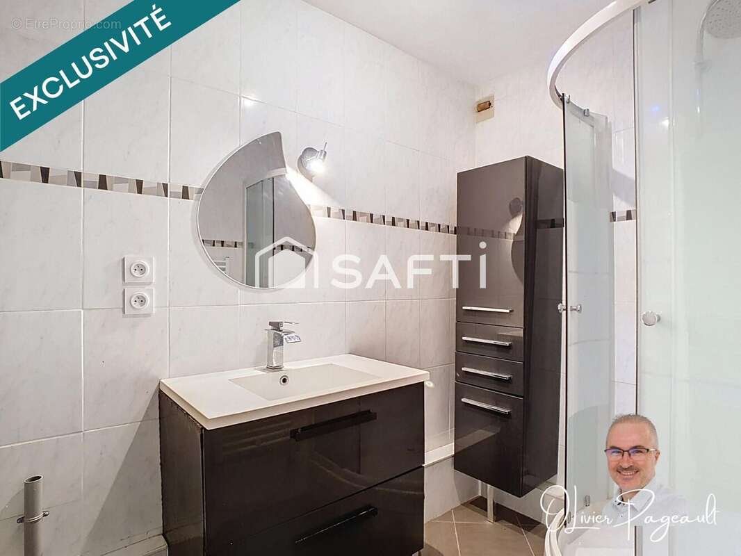 Photo 9 - Appartement à LYON-8E