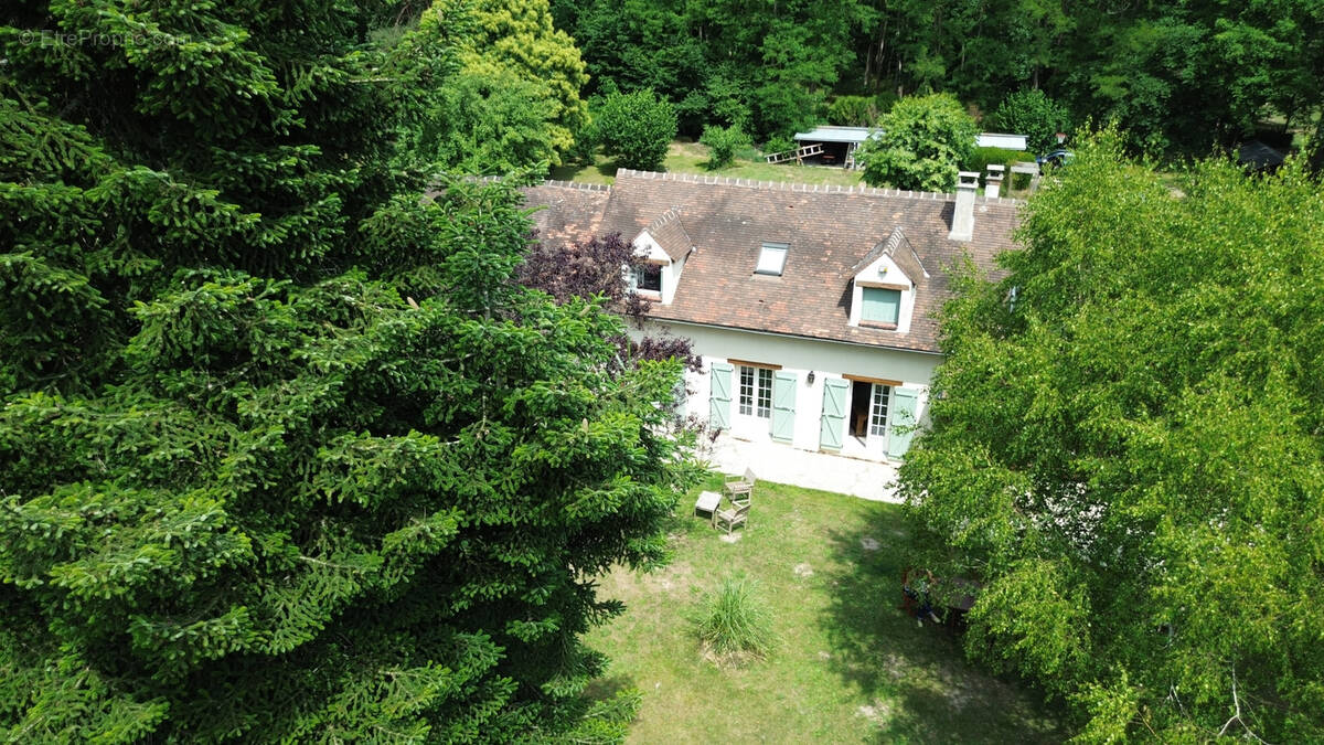 Maison à NOISY-SUR-ECOLE