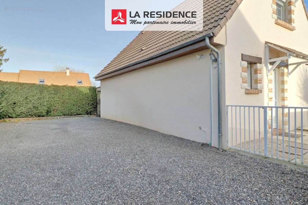 Maison 75 m² à Ezy-Sur-Eure  - photo 9