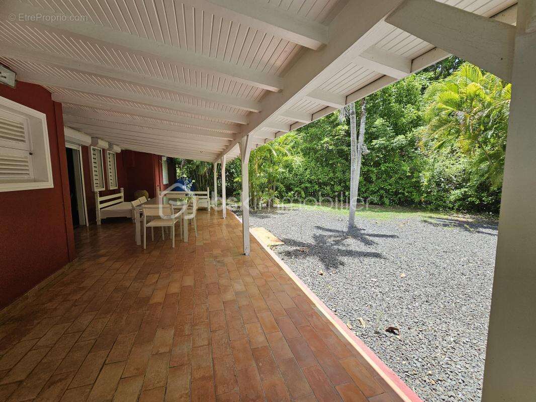 Maison à SAINT-FRANCOIS