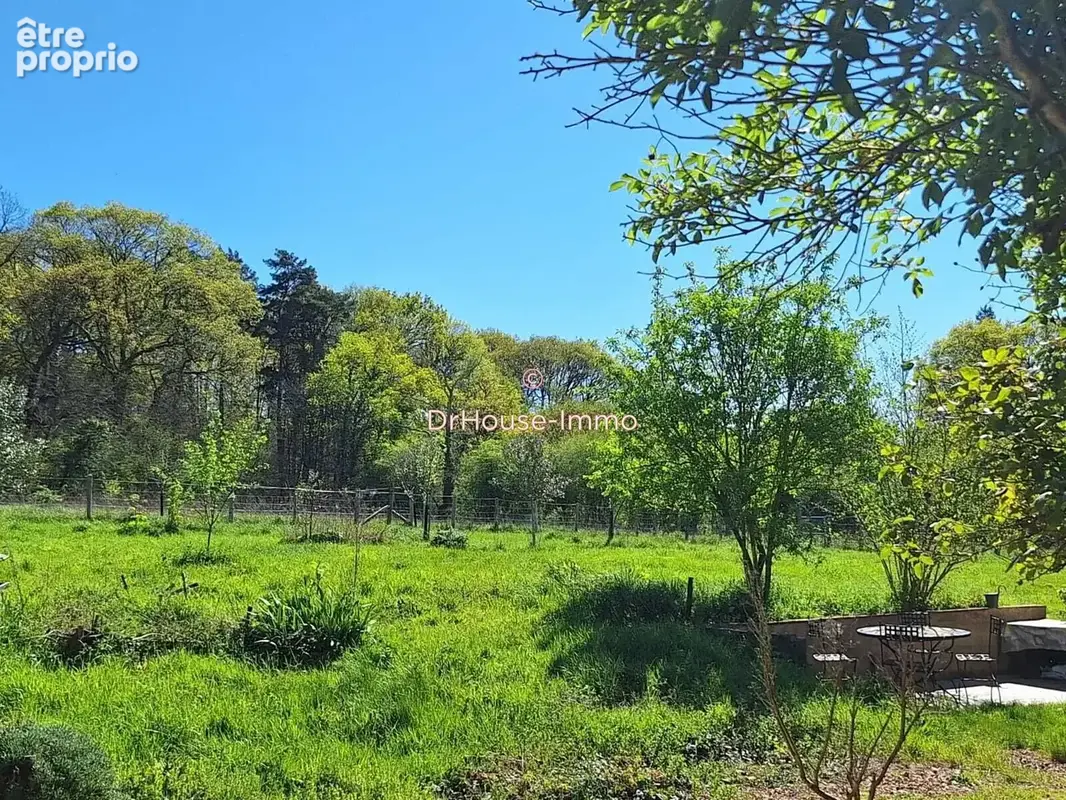 Maison 10 pièces 300 m² à vendre à Marigne-Laille (72220) - photo 11