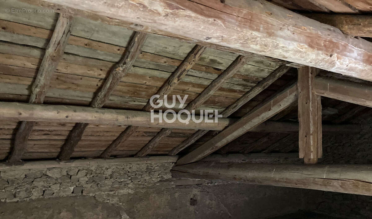 Maison à SAINT-JUST-EN-BAS