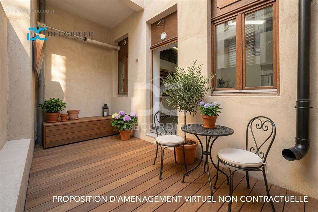 Evian centre - local commercial 65.57m² - photo 7