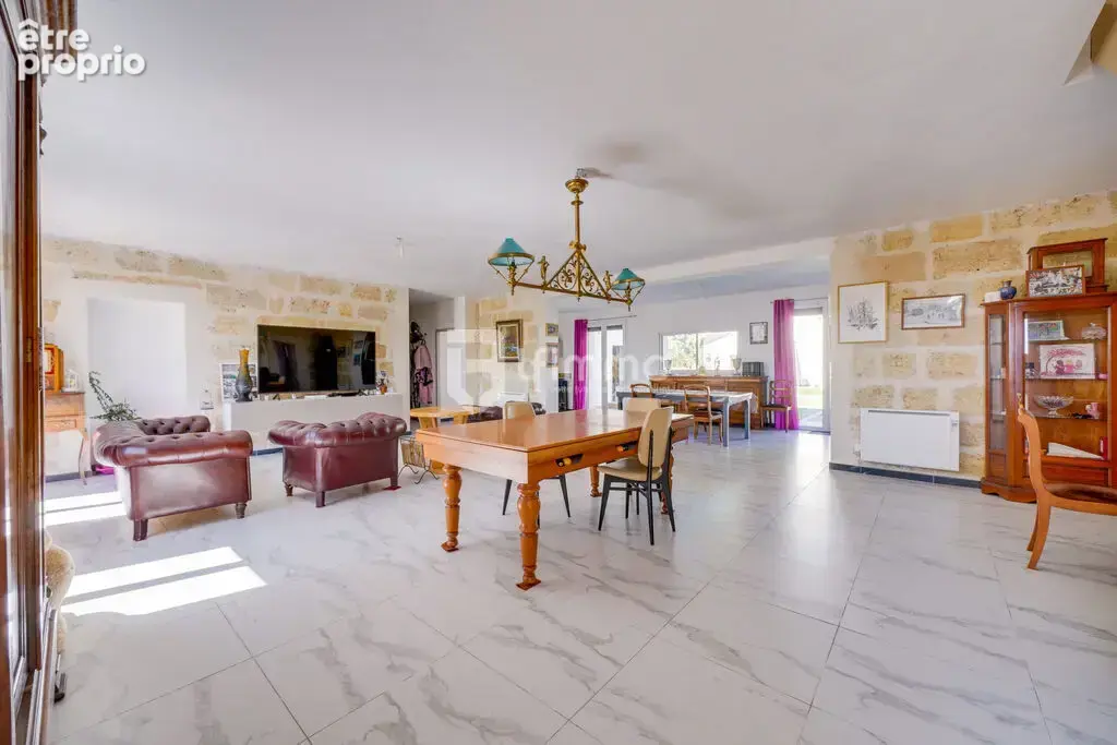 Maison en pierre de 340m² + dépendance 515 000€ FAI - photo 4
