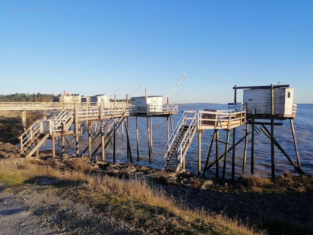 Saint-palais-sur-mer – duplex 3 pièces vendu meublé avec piscine - photo 5