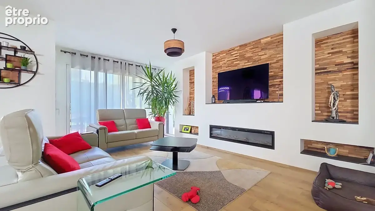 Maison Montgermont - 5 chambres - 132 m2 - photo 2