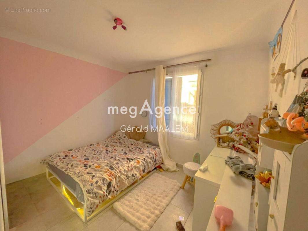 Maison à LA GARDE-FREINET