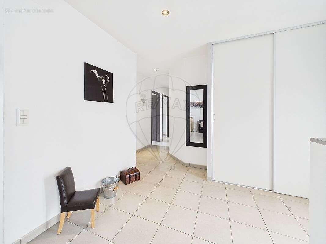 Maison à NEUFCHEF