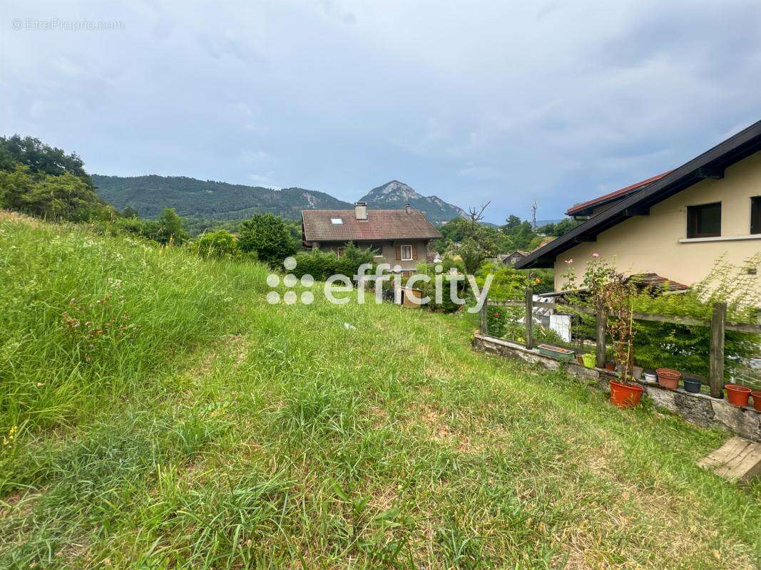 Appartement à MARIGNIER