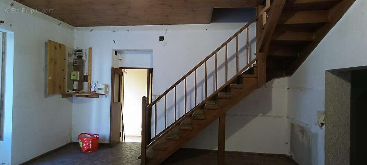 Maison à vendre 3 pièces SAUVAGNAT SAINTE MARTHE (63) - photo 2