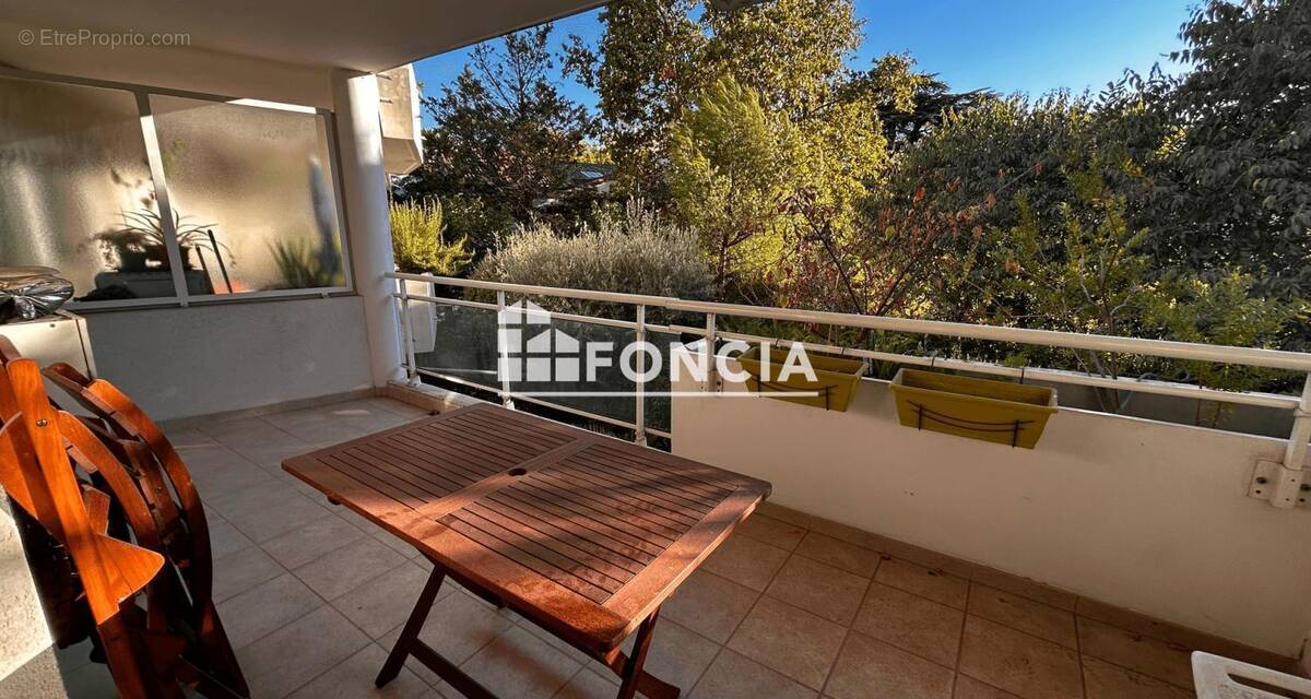 Appartement à MARSEILLE-9E