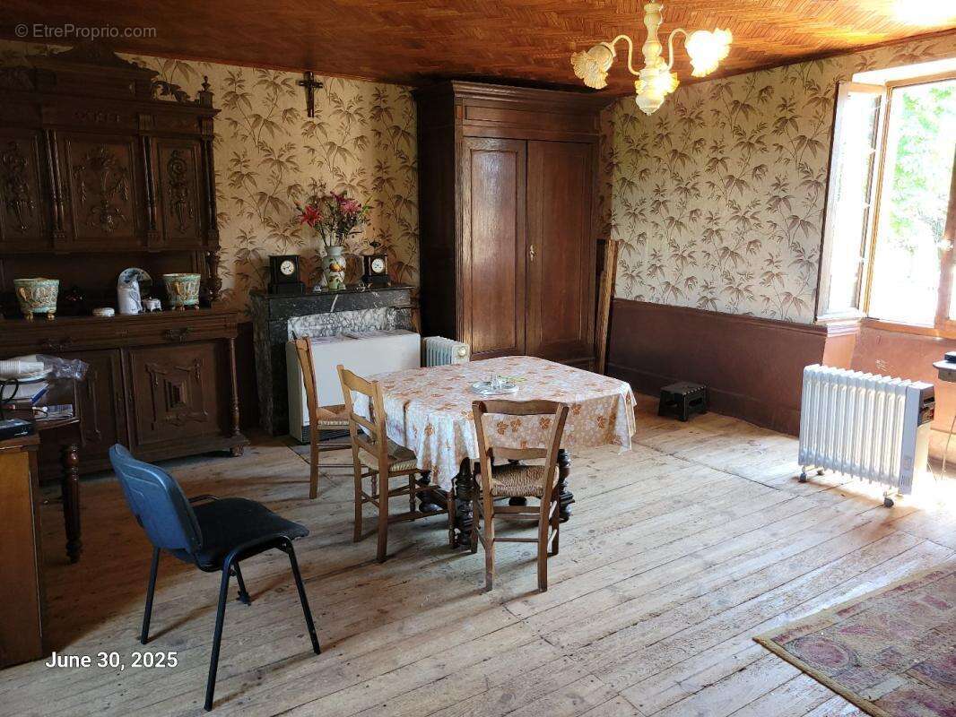 Maison à MORLHON-LE-HAUT