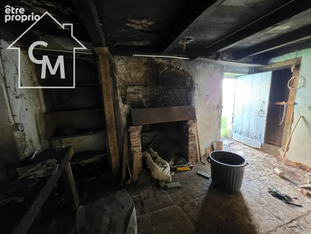 Maison à rénover avec dépendances et grange   alloue - photo 21