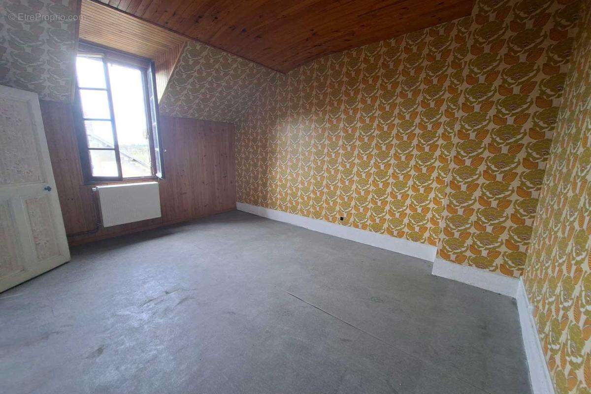 Maison à MONTCEAU-LES-MINES