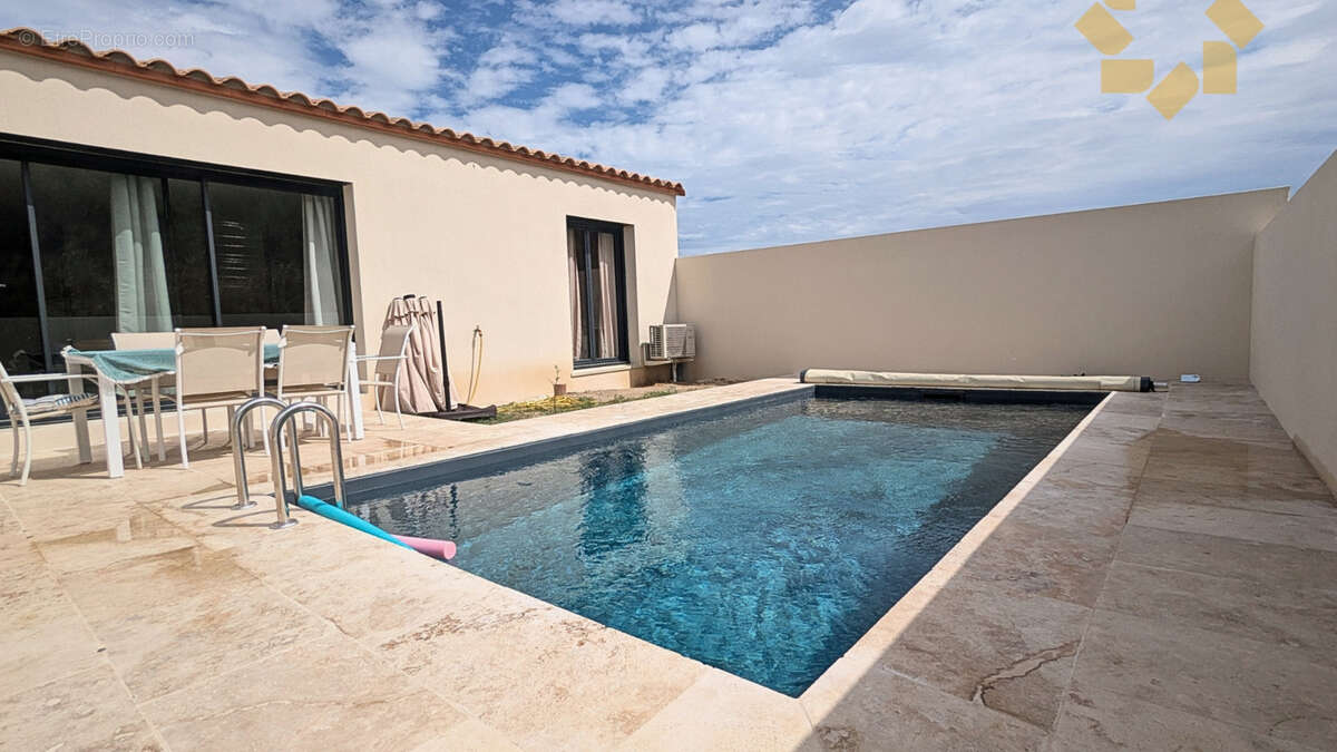 Villa neuve de plain pied avec piscine - photo 2
