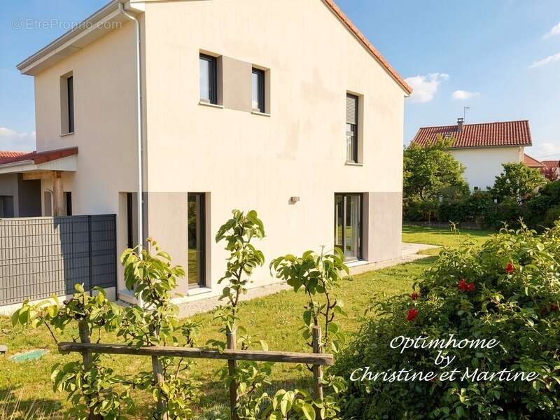 Maison à LEMPDES