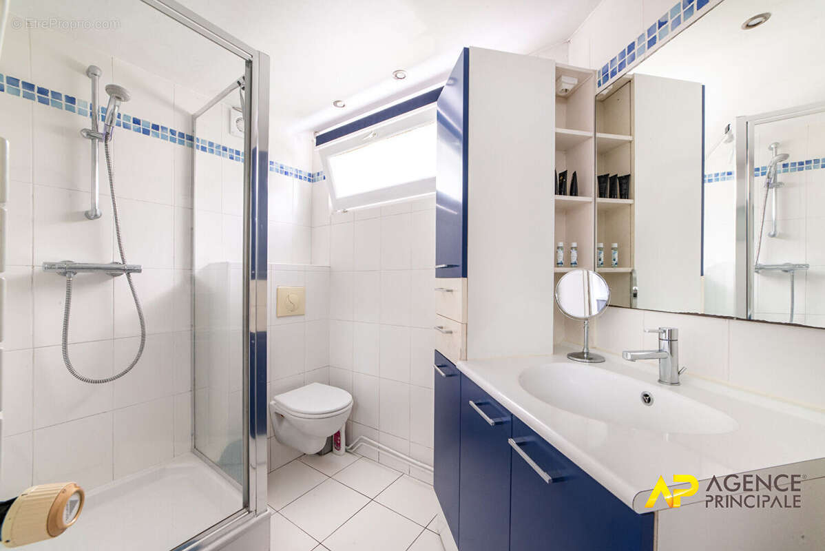 Maison à LA GARENNE-COLOMBES