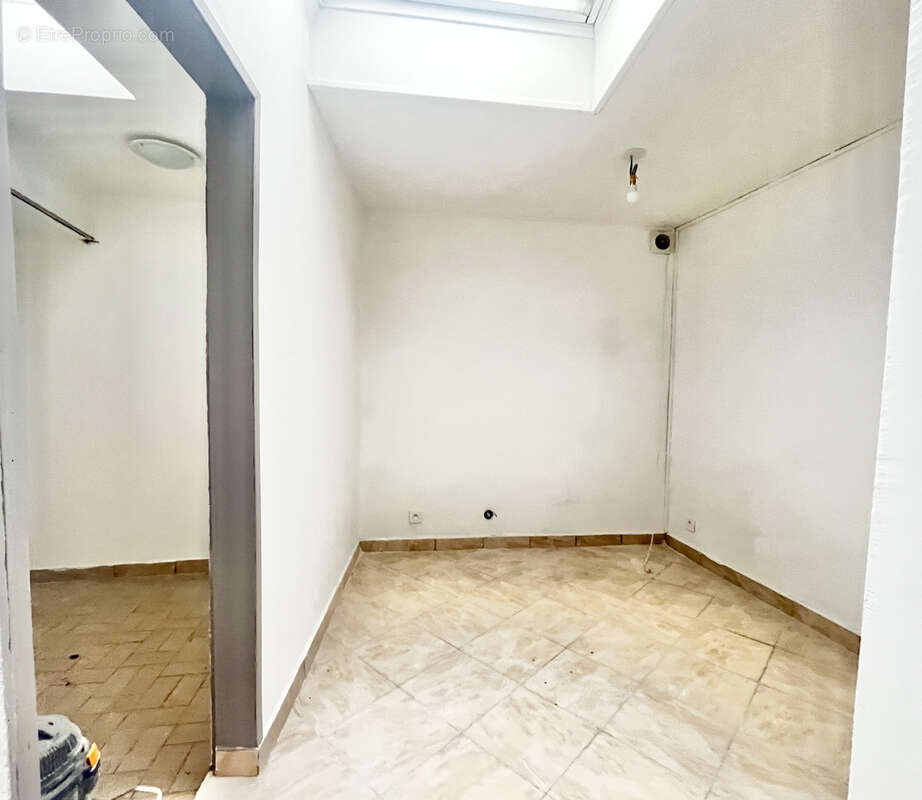 Bagnolet    2 pièces traversant de 47,7 m2 au calme - photo 4