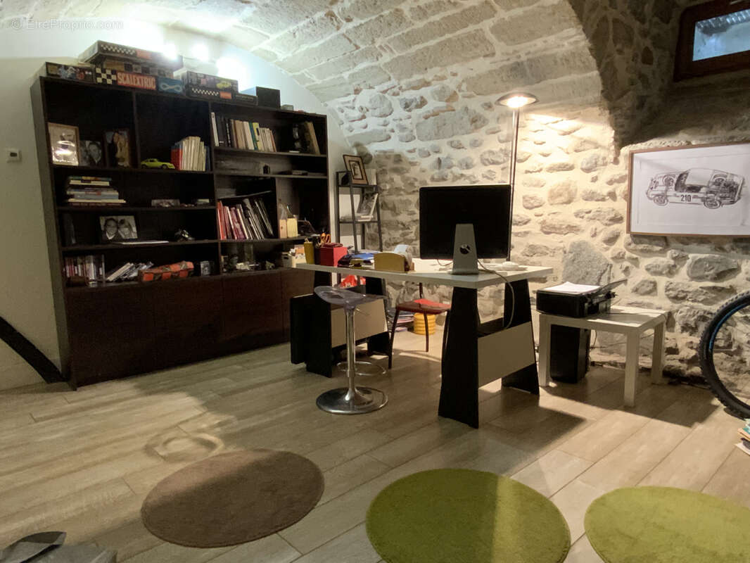 Appartement à CHENS-SUR-LEMAN