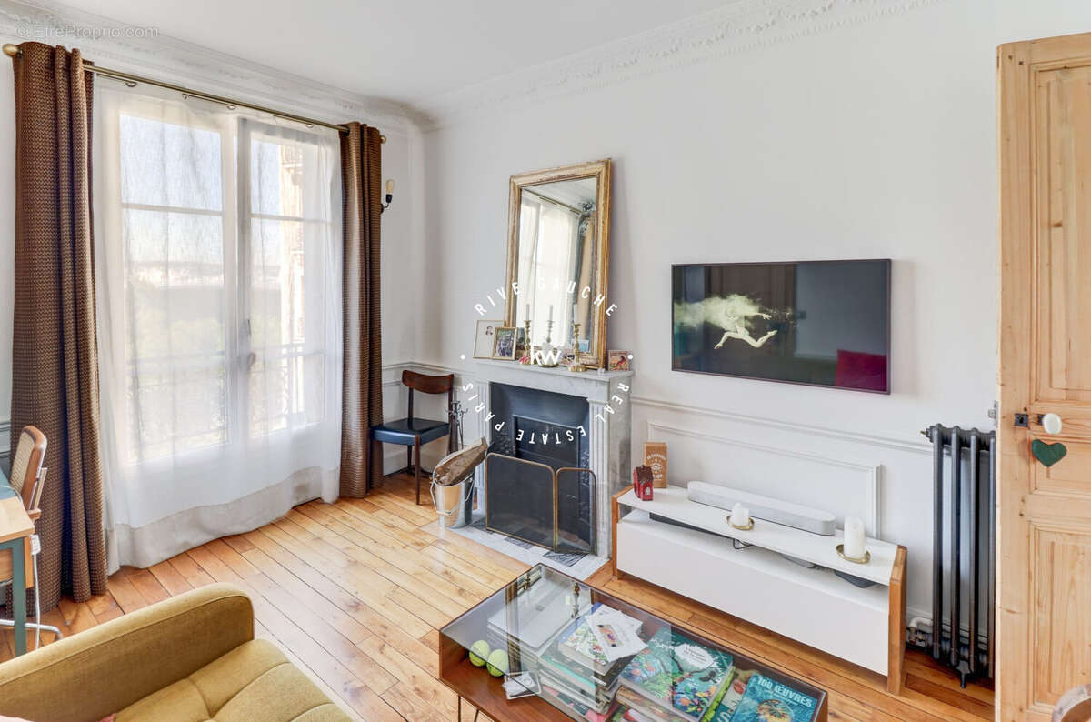Appartement à PARIS-15E